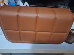 A7abd55bf94b14a1d81d3f35b86ab1e96p.jpg