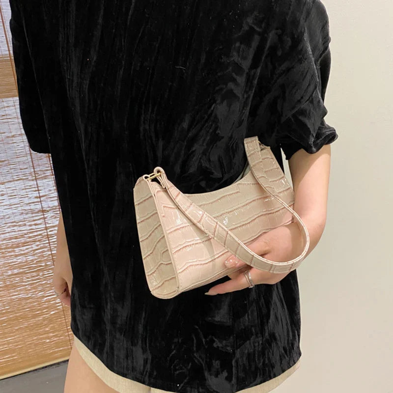 Elegant Alligator Pattern Handbag