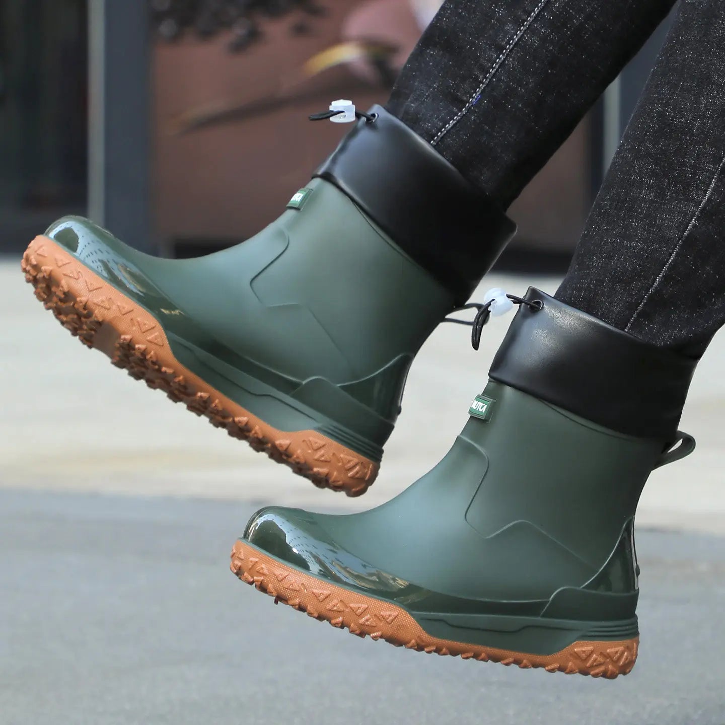 Fishing water shoes for men waterproof anti-slip  wear-resistant rain boots rain shoes, 2026 new style kitchen work rubber shoes
