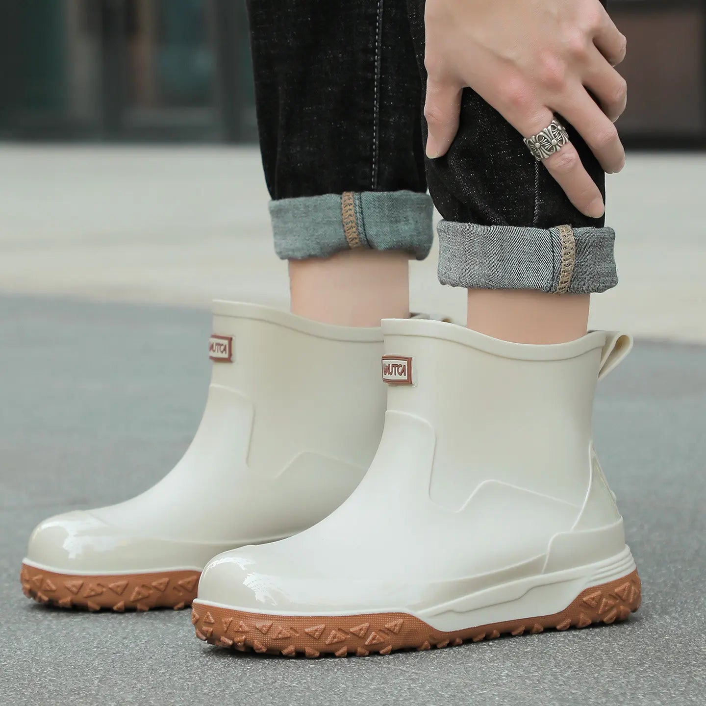 Fishing water shoes for men waterproof anti-slip  wear-resistant rain boots rain shoes, 2026 new style kitchen work rubber shoes