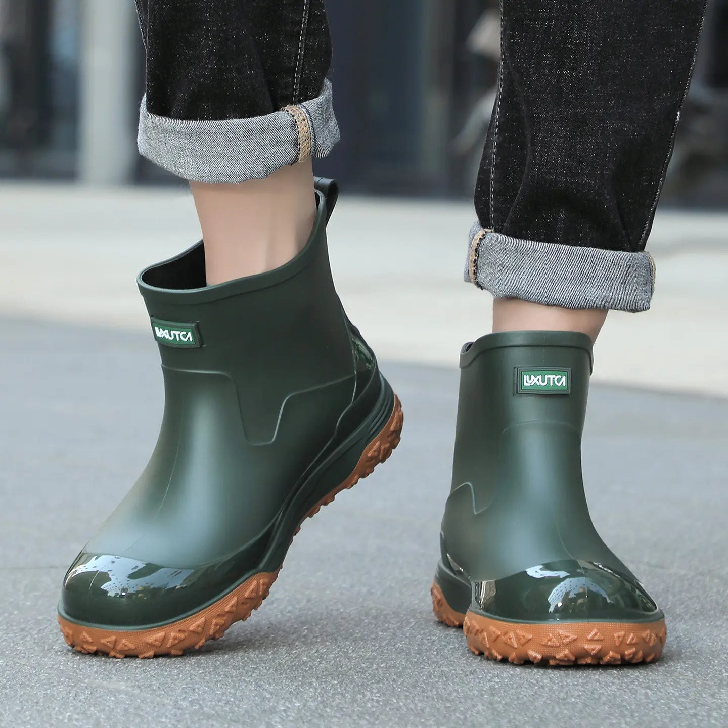 Fishing water shoes for men waterproof anti-slip  wear-resistant rain boots rain shoes, 2026 new style kitchen work rubber shoes